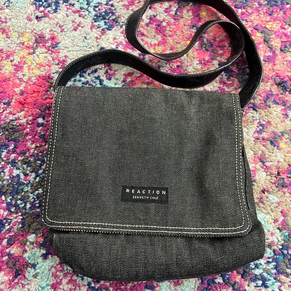 Kenneth Cole Reaction Black Denim Crossbody reversible Corduroy Messenger Bag